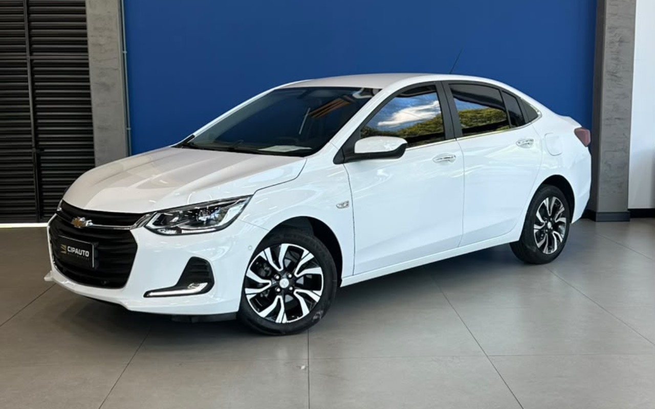 Chevrolet Onix 2023 Branco — foto 1 de 3