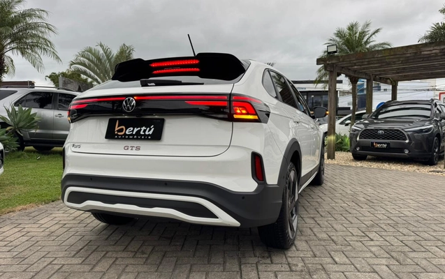 imagem-https://www.socarrao.com.br/sc-vehicle-images-prod/4411159/1792588474893-V2hhdHNBcHAgSW1hZ2UgMjAyNi0wNi0wMiBhdCAxNS4wMS4xNSAoMSkuanBlZw.jpeg