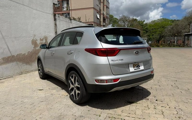 imagem-https://www.socarrao.com.br/sc-vehicle-images-prod/4411171/1792590878802-8585785_1_B_72a8fbdec1.jpeg