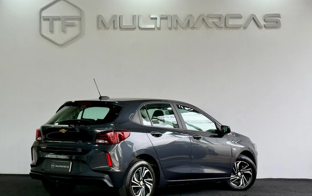 imagem-https://www.socarrao.com.br/sc-vehicle-images-prod/4411174/1792616035930-ca339f2b9f7c4e26922b61d87327a00d_1792584659752.jpg