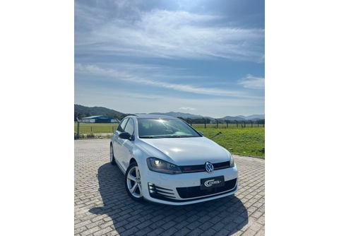 Volkswagen Golf GTi 2.0 2015 Branco — foto 1 de 3