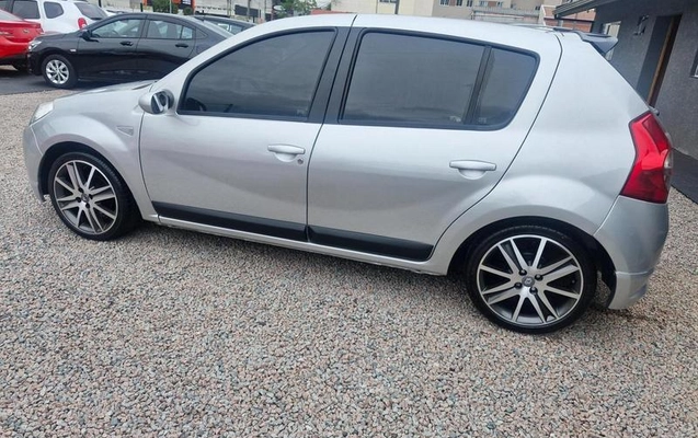 imagem-https://www.socarrao.com.br/sc-vehicle-images-prod/4411224/1792588888636-8572230_4_B_694c38c321.jpeg