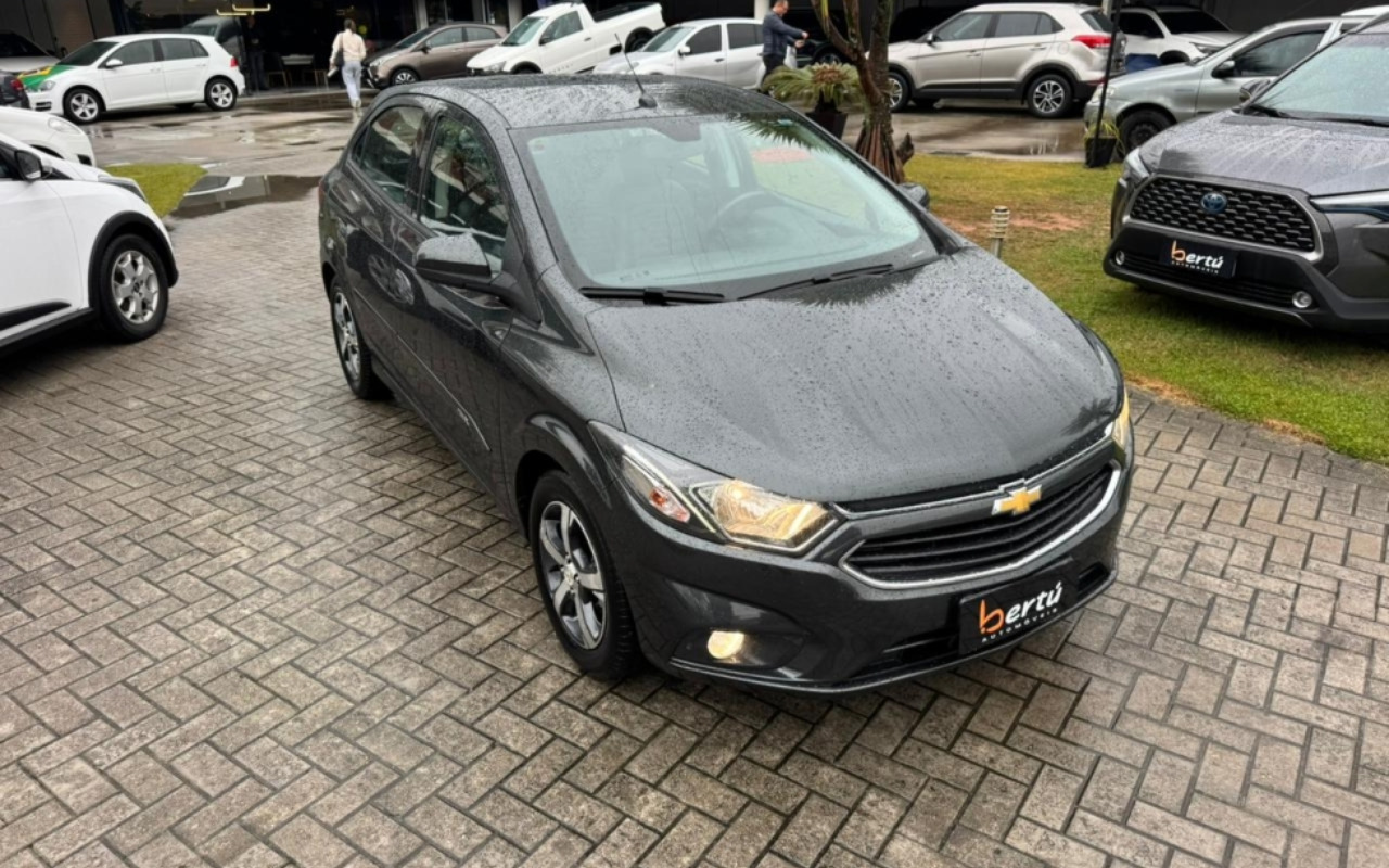 Chevrolet Onix 2019 Cinza — foto 1 de 3