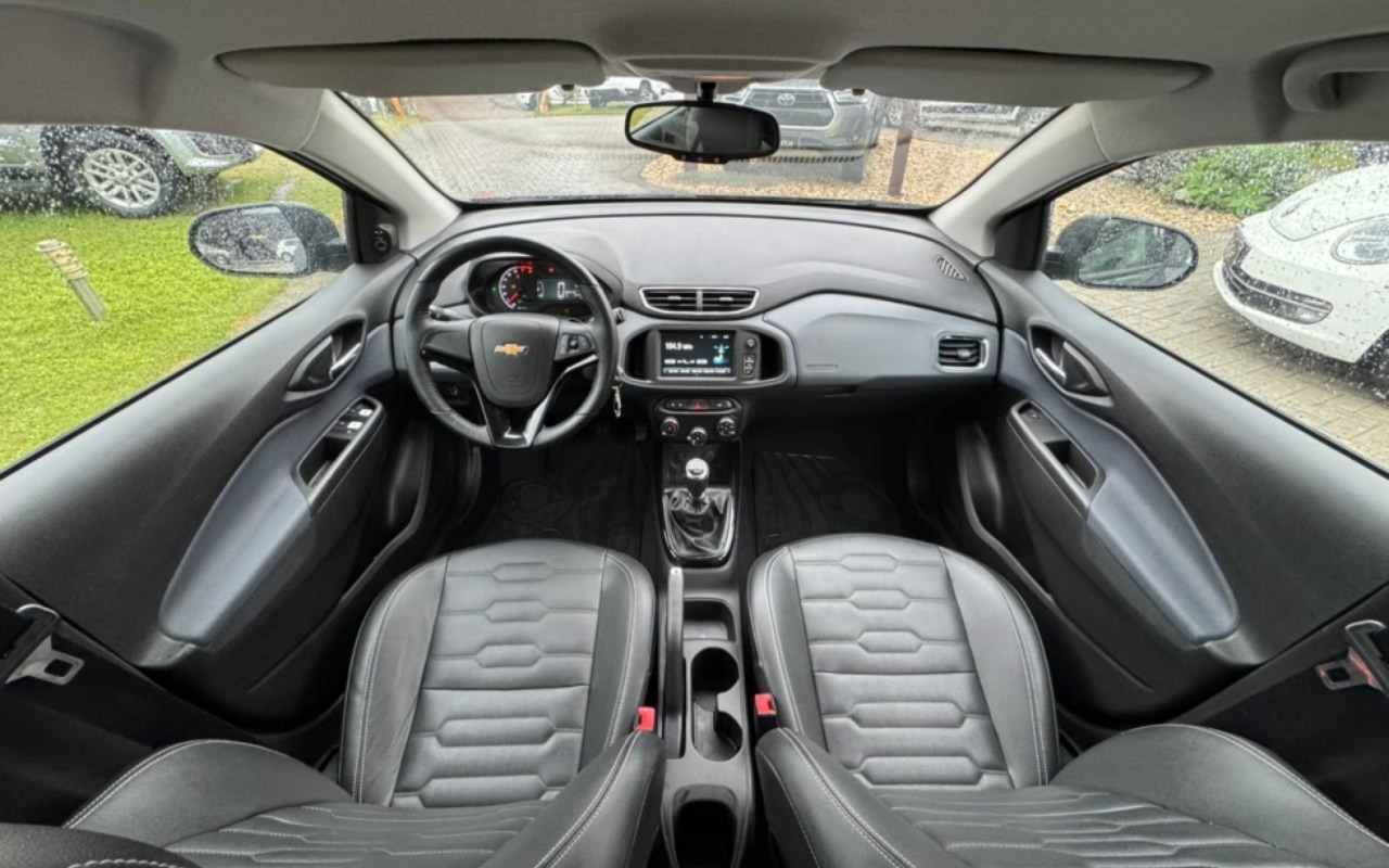 imagem-https://www.socarrao.com.br/sc-vehicle-images-prod/4411238/1792588824914-MTc4MjkyNzcxMV93aGF0c2FwcF9pbWFnZV8yMDI2LTA2LTMwX2F0XzE0LjQ1LjM4X18yXy5qcGVn.jpeg