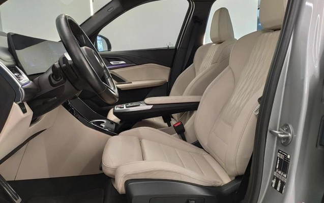 imagem-https://www.socarrao.com.br/sc-vehicle-images-prod/4411241/1792589008523-8503368_5_B_863829904f.jpeg