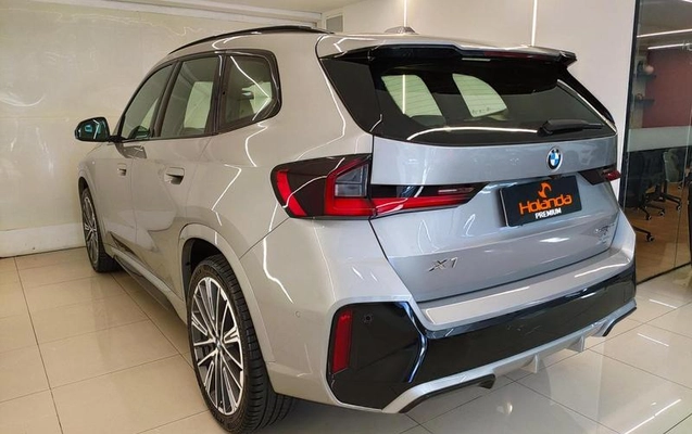 imagem-https://www.socarrao.com.br/sc-vehicle-images-prod/4411241/1792589008548-8503368_17_B_aed77c0d51.jpeg