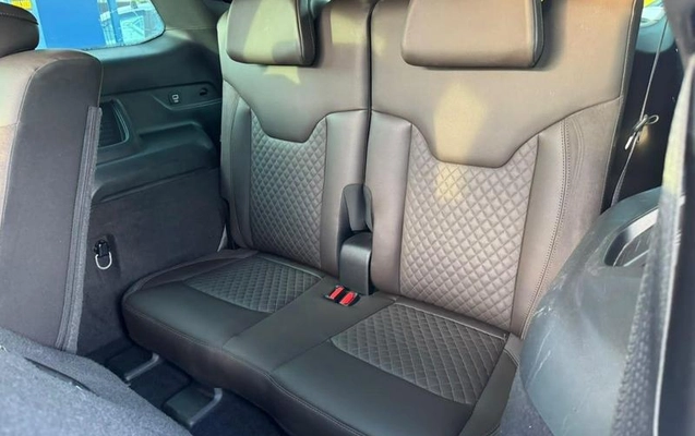 imagem-https://www.socarrao.com.br/sc-vehicle-images-prod/4411248/1792588913559-8585749_10_B_208666aec6.jpeg