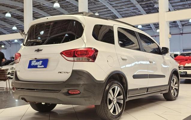 imagem-https://www.socarrao.com.br/sc-vehicle-images-prod/4411263/1792589168677-1_025152.jpg