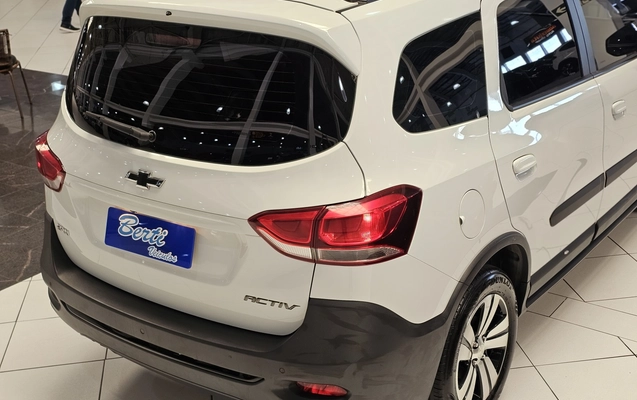 imagem-https://www.socarrao.com.br/sc-vehicle-images-prod/4411263/1792589168678-1_025157.jpg