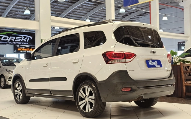 imagem-https://www.socarrao.com.br/sc-vehicle-images-prod/4411263/1792589168684-1_025215.jpg