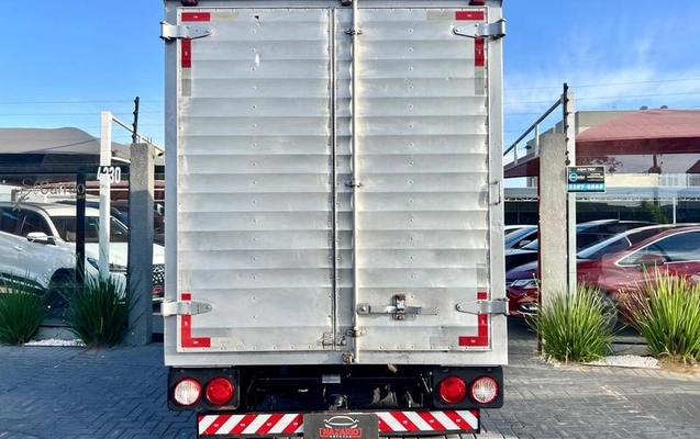 imagem-https://www.socarrao.com.br/sc-vehicle-images-prod/4411264/1792589189741-8586071_10_B_2c552d0b21.jpeg