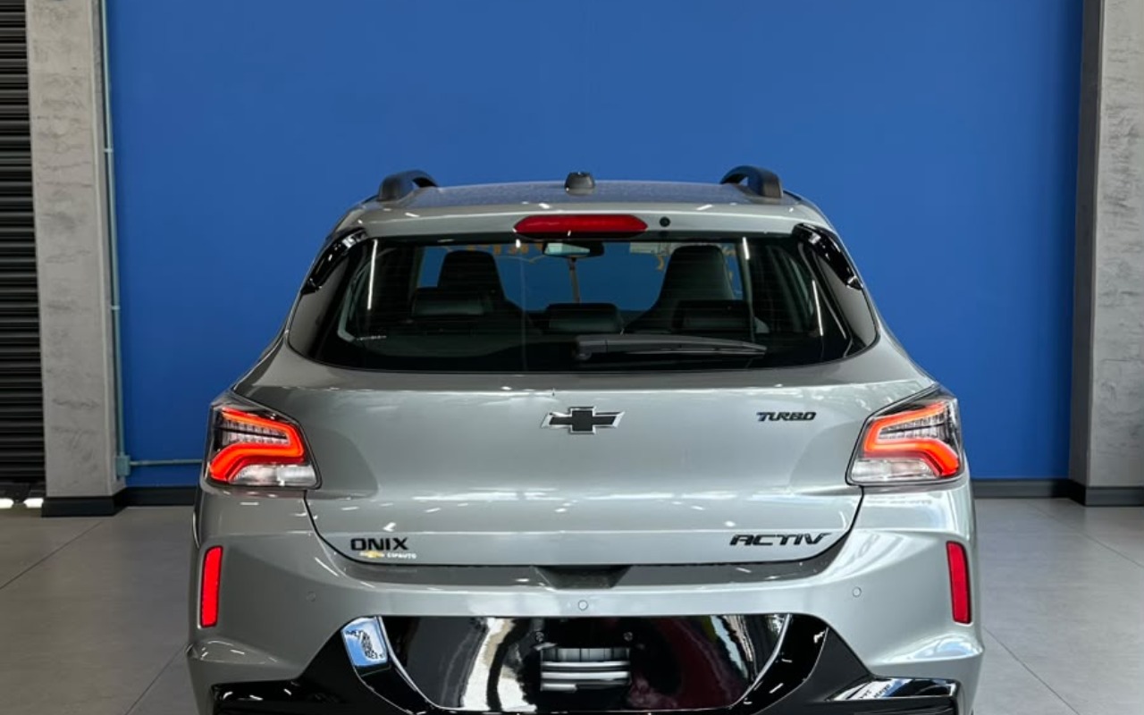 imagem-https://www.socarrao.com.br/sc-vehicle-images-prod/4411288/1792589340720-YzMxYmYxNmUtZTkxMy00YWE0LTg4MmEtZWQ5YzkyMmJiYTk1LmpwZw.jpg