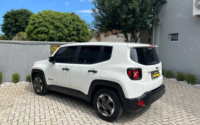 imagem-https://www.socarrao.com.br/sc-vehicle-images-prod/4411323/1792589449741-8f615e3f499543d4acf0100e4e83ea80_1792589203687.jpg