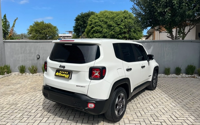 imagem-https://www.socarrao.com.br/sc-vehicle-images-prod/4411323/1792589449745-32bbc7bad705446d9db2852db9921ed5_1792589203721.jpg