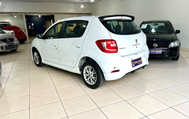 imagem-https://www.socarrao.com.br/sc-vehicle-images-prod/4411330/1792589555480-gb-4d45d13.jpeg