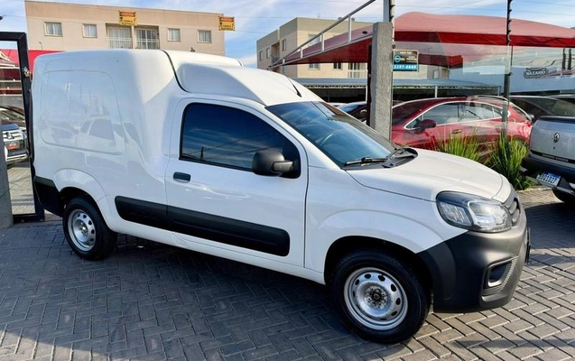 imagem-https://www.socarrao.com.br/sc-vehicle-images-prod/4411357/1792589652536-8591046_5_B_d75a220aba.jpeg