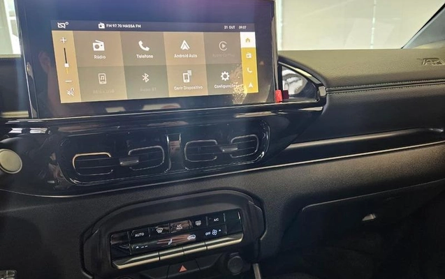 imagem-https://www.socarrao.com.br/sc-vehicle-images-prod/4411358/1792589705389-8590674_12_B_2e3b1355b7.jpeg