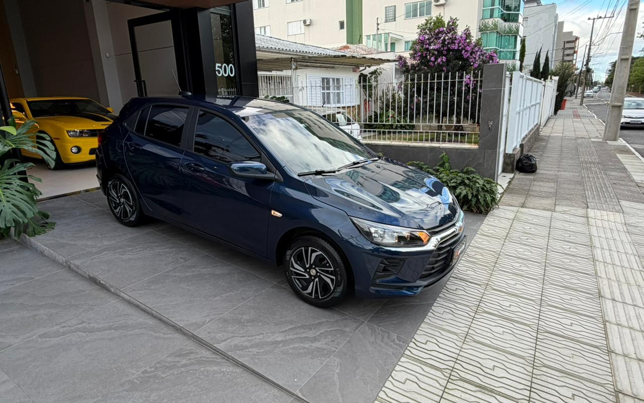 imagem-https://www.socarrao.com.br/sc-vehicle-images-prod/4411377/1792589793812-V2hhdHNBcHAgSW1hZ2UgMjAyNi0wOS0wMSBhdCAxNy40Ny41NyAoMSkuanBlZw.jpeg