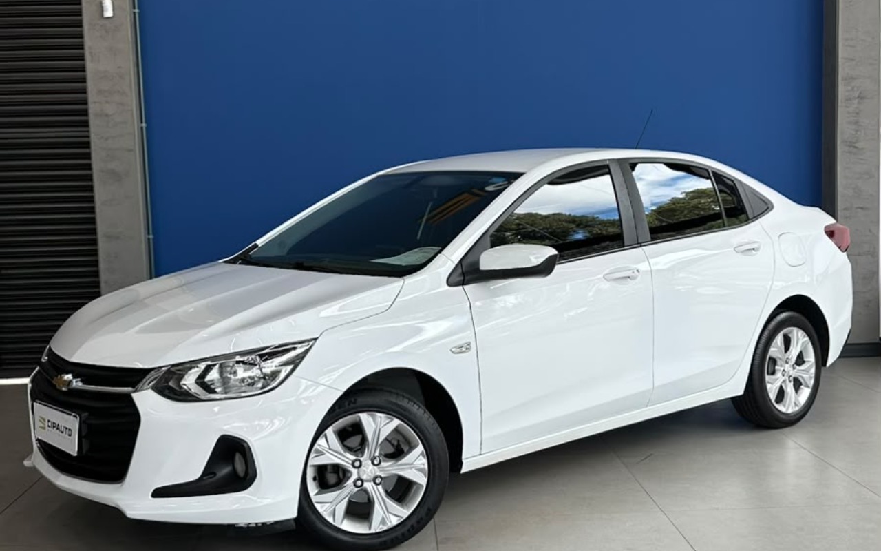 Chevrolet Onix 2023 Branco — foto 1 de 3