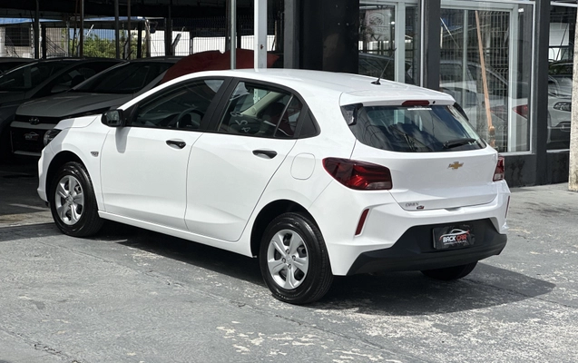 imagem-https://www.socarrao.com.br/sc-vehicle-images-prod/4411390/1792589853941-003_70d0678eaa85d6529a3cf95a7a7f0122.jpg
