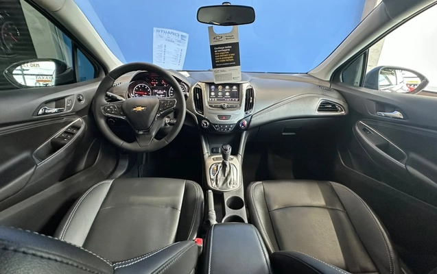 imagem-https://www.socarrao.com.br/sc-vehicle-images-prod/4411416/1792589972098-MzRlMTQ4YmYtNzZkZS00ZTM3LTg4ODItOWQ1OWU2ZDNkNjRiLmpwZw.jpg