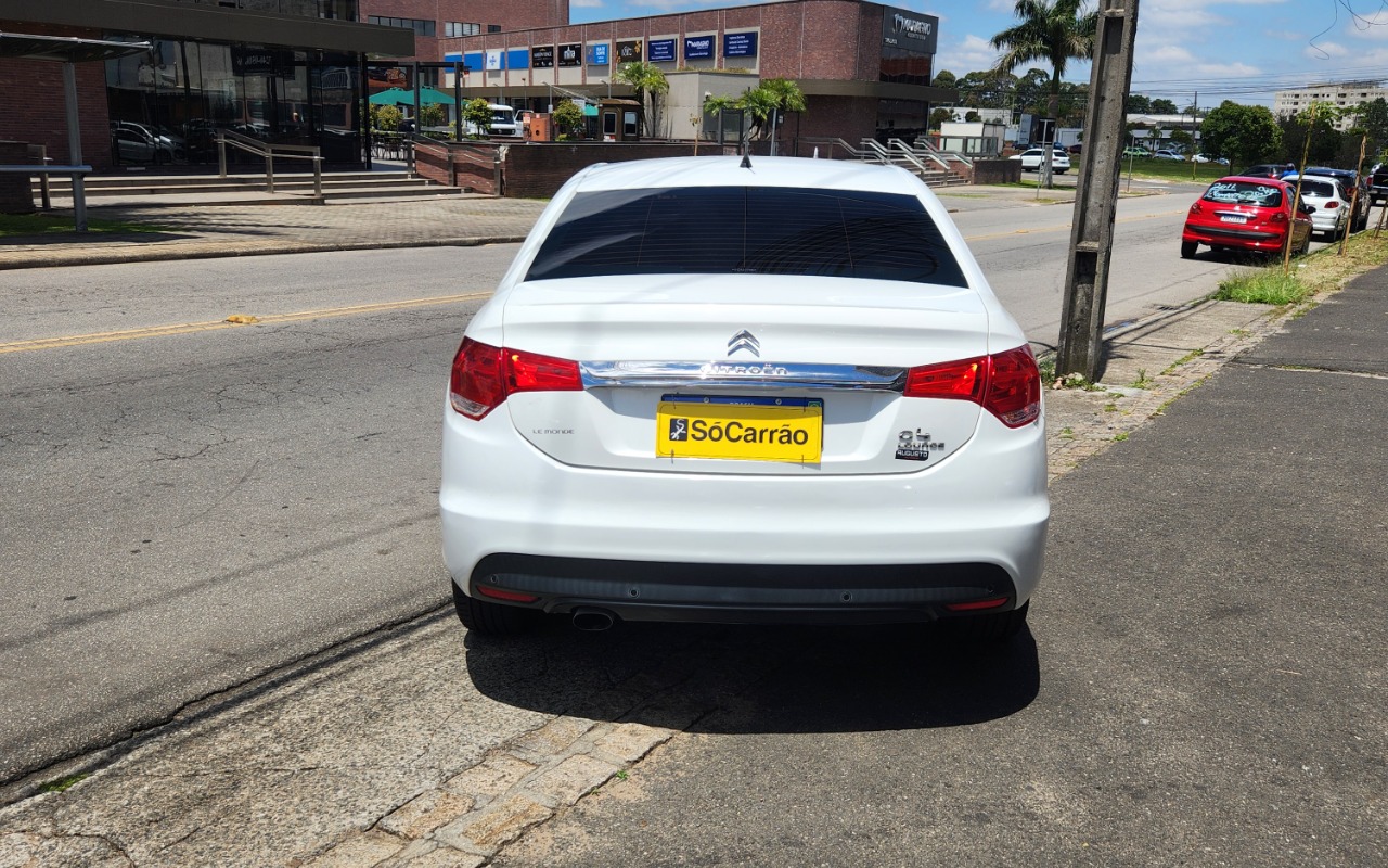 imagem-https://www.socarrao.com.br/sc-vehicle-images-prod/4411421/1792589998514-MjAyNjEwMjBfMTEzMDE5LmpwZw.jpg