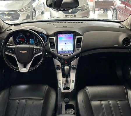 imagem-https://www.socarrao.com.br/sc-vehicle-images-prod/4411423/1792590006407-8591040_1_B_7397199d77.jpeg