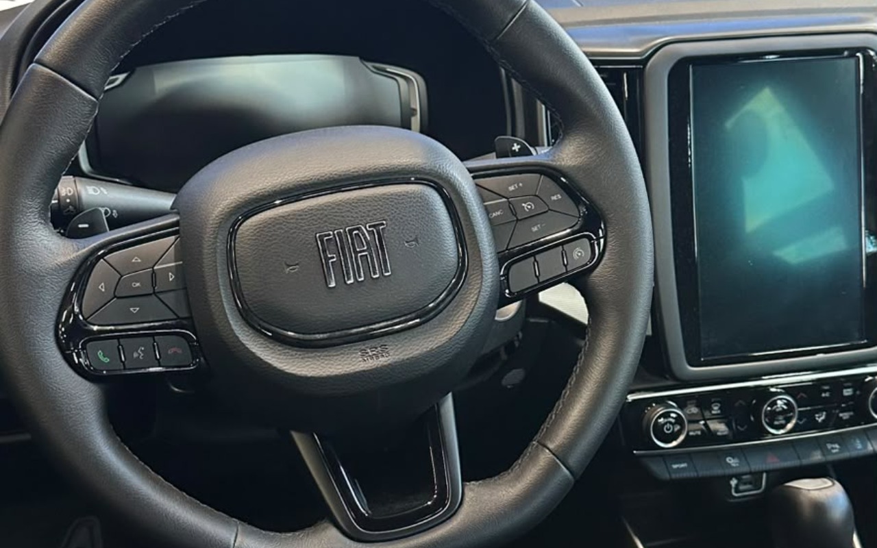 imagem-https://www.socarrao.com.br/sc-vehicle-images-prod/4411447/1792590121425-NmUyMGRmNTUtMmIyMi00MTZjLWE5YzctYjM1N2IyMzQ3MmNmLmpwZw.jpg