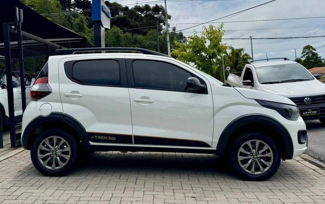 imagem-https://www.socarrao.com.br/sc-vehicle-images-prod/4411450/1792683364631-8591110_10_B_b3ff69571a.jpeg