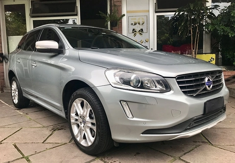 Volvo XC60 2.0 T5 5p 2014 Prata — foto 1 de 3