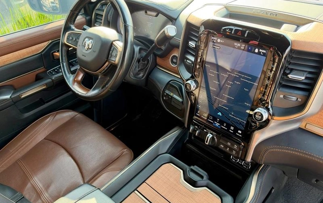 imagem-https://www.socarrao.com.br/sc-vehicle-images-prod/4411467/1792590239707-8591117_16_B_fea6dcc66d.jpeg