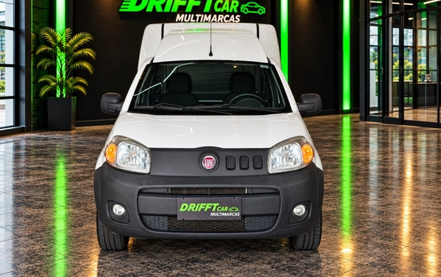 imagem-https://www.socarrao.com.br/sc-vehicle-images-prod/4411486/1792590373920-4_104558.jpg