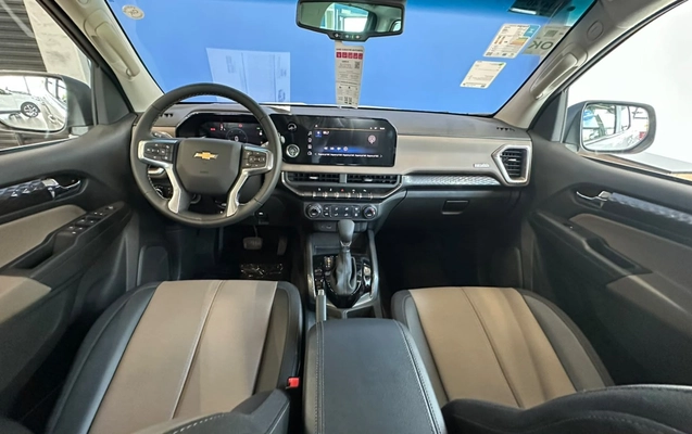 imagem-https://www.socarrao.com.br/sc-vehicle-images-prod/4411500/1792590543127-MDcxZDYyNWUtODNmMS00YTExLTk0YjQtZmI3MWY5YTU3NDkxLmpwZw.jpg