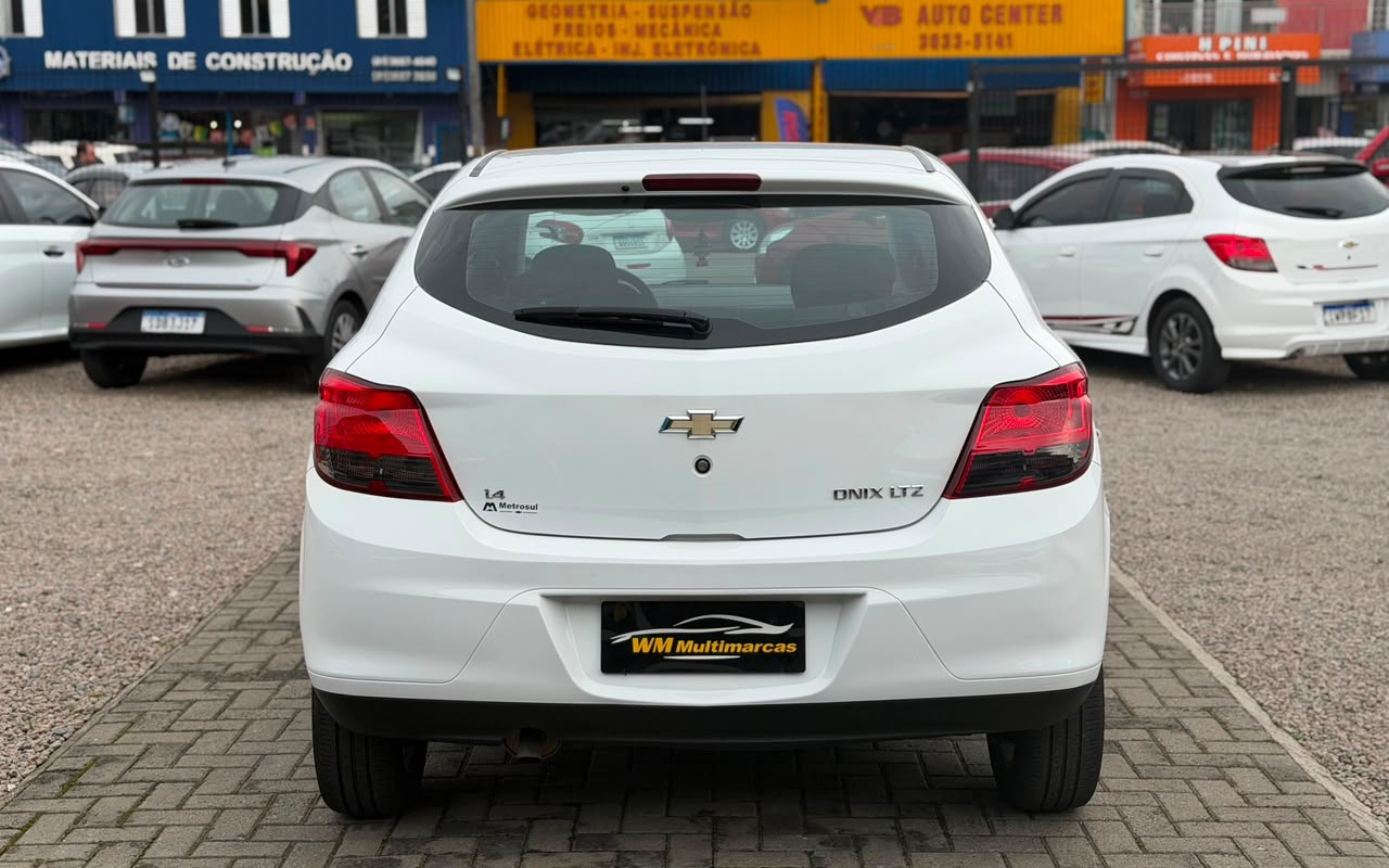 imagem-https://www.socarrao.com.br/sc-vehicle-images-prod/4411524/1792590784866-V2hhdHNBcHAgSW1hZ2UgMjAyNi0xMC0yMCBhdCAxNy40Ny4xNC5qcGVn.jpeg