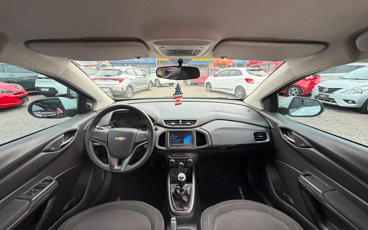 imagem-https://www.socarrao.com.br/sc-vehicle-images-prod/4411524/1792590785339-V2hhdHNBcHAgSW1hZ2UgMjAyNi0xMC0yMCBhdCAxNy40Ny4xNi5qcGVn.jpeg