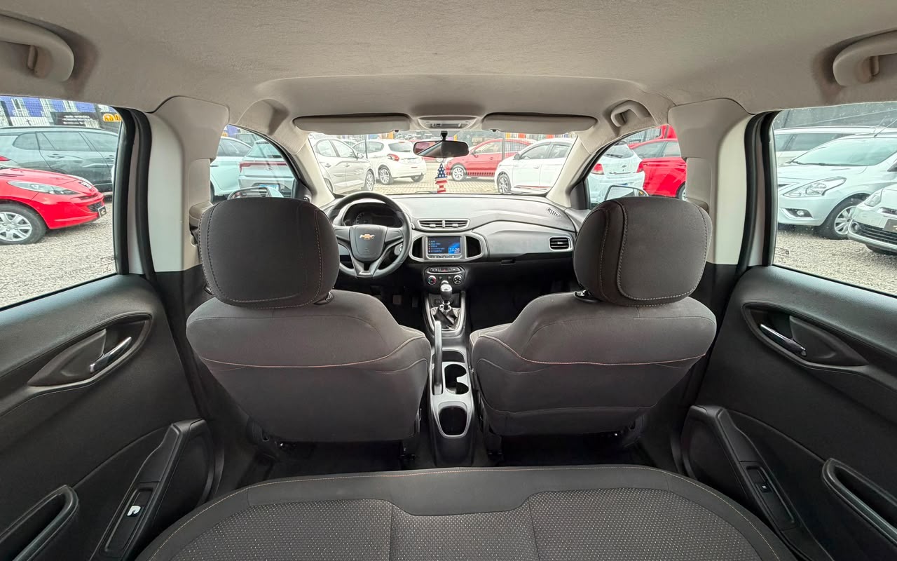 imagem-https://www.socarrao.com.br/sc-vehicle-images-prod/4411524/1792590785425-V2hhdHNBcHAgSW1hZ2UgMjAyNi0xMC0yMCBhdCAxNy40Ny4xNiAoMSkuanBlZw.jpeg