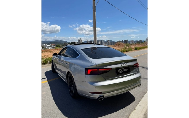 imagem-https://www.socarrao.com.br/sc-vehicle-images-prod/4411559/1792590977596-1_023230.jpg