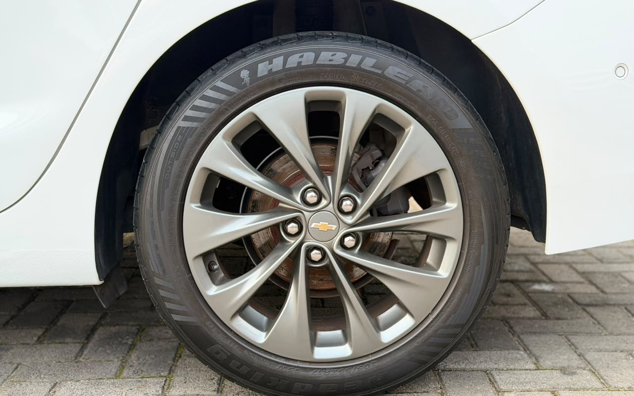 imagem-https://www.socarrao.com.br/sc-vehicle-images-prod/4411564/1792591021401-V2hhdHNBcHAgSW1hZ2UgMjAyNi0xMC0yMCBhdCAxOC4xNC4zOCAoMSkuanBlZw.jpeg