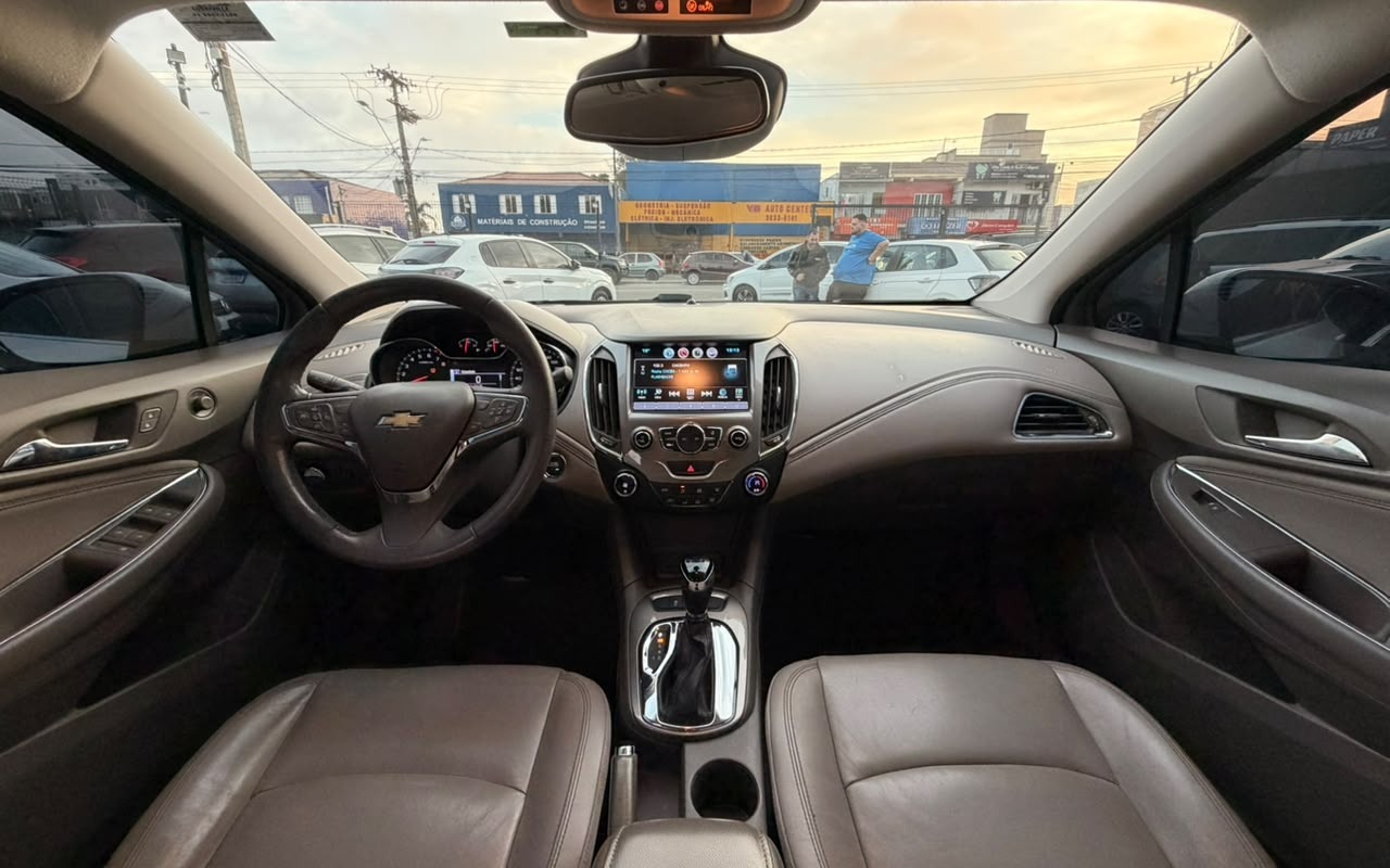 imagem-https://www.socarrao.com.br/sc-vehicle-images-prod/4411564/1792591021762-V2hhdHNBcHAgSW1hZ2UgMjAyNi0xMC0yMCBhdCAxOC4xNC40MCAoMSkuanBlZw.jpeg