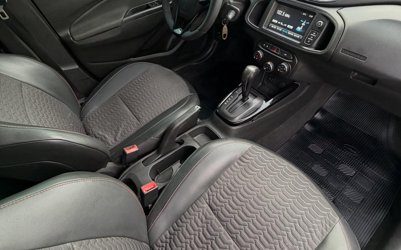 imagem-https://www.socarrao.com.br/sc-vehicle-images-prod/4411599/1792591243033-My5qcGVn.jpeg