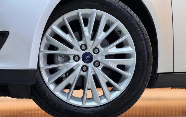imagem-https://www.socarrao.com.br/sc-vehicle-images-prod/4411606/1792591272829-8530276_3_B_eaab8a24e6.jpeg