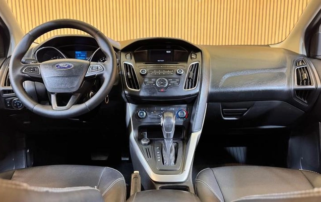 imagem-https://www.socarrao.com.br/sc-vehicle-images-prod/4411606/1792591272848-8530276_12_B_d09361fed3.jpeg