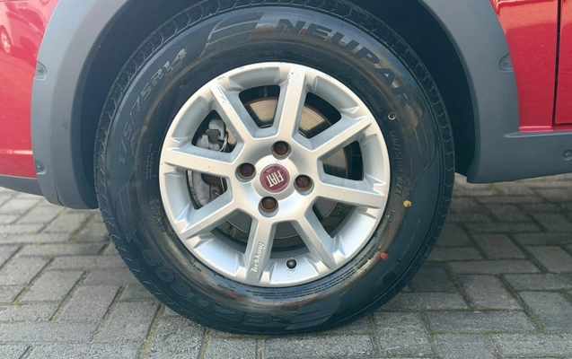imagem-https://www.socarrao.com.br/sc-vehicle-images-prod/4411654/1792591602491-V2hhdHNBcHAgSW1hZ2UgMjAyNi0xMC0yMSBhdCAwOS41OS4zNSAoMSkuanBlZw.jpeg