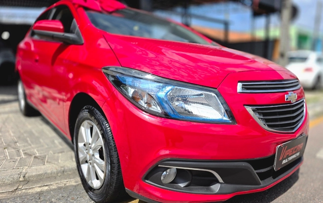 imagem-https://www.socarrao.com.br/sc-vehicle-images-prod/4411664/1792592103469-MjAyNjEwMjFfMTAyMTM3LmpwZw.jpg