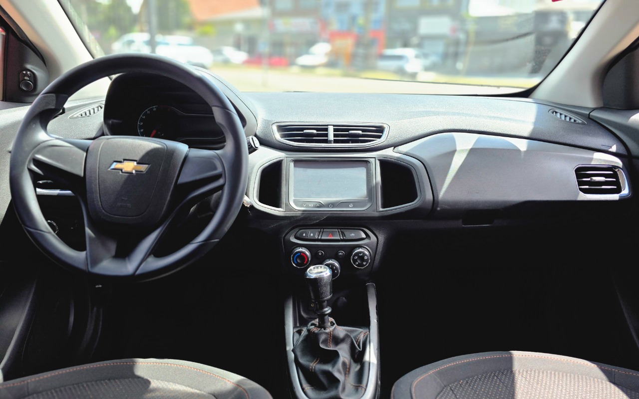 imagem-https://www.socarrao.com.br/sc-vehicle-images-prod/4411664/1792592103800-MjAyNjEwMjFfMTAyMjI0LmpwZw.jpg