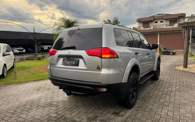 imagem-https://www.socarrao.com.br/sc-vehicle-images-prod/4411792/1792592546506-V2hhdHNBcHAgSW1hZ2UgMjAyNi0xMC0yMSBhdCAxMS4wOS41OSAxMC5qcGVn.jpeg