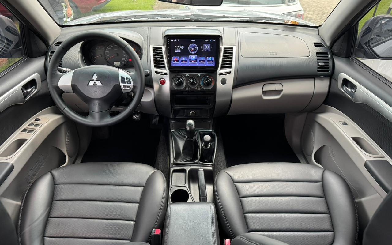 imagem-https://www.socarrao.com.br/sc-vehicle-images-prod/4411792/1792592546678-V2hhdHNBcHAgSW1hZ2UgMjAyNi0xMC0yMSBhdCAxMS4wOS41NyAyLmpwZWc.jpeg