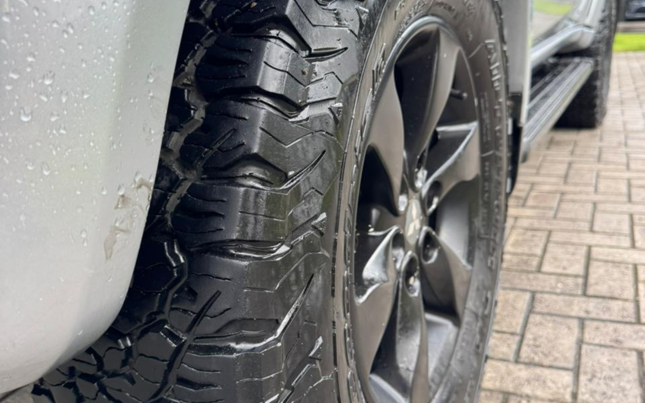 imagem-https://www.socarrao.com.br/sc-vehicle-images-prod/4411792/1792592547862-V2hhdHNBcHAgSW1hZ2UgMjAyNi0xMC0yMSBhdCAxMS4wOS41OSA4LmpwZWc.jpeg
