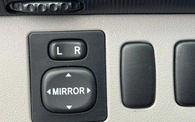 imagem-https://www.socarrao.com.br/sc-vehicle-images-prod/4411792/1792592548129-V2hhdHNBcHAgSW1hZ2UgMjAyNi0xMC0yMSBhdCAxMS4xMC4wMSAxOC5qcGVn.jpeg
