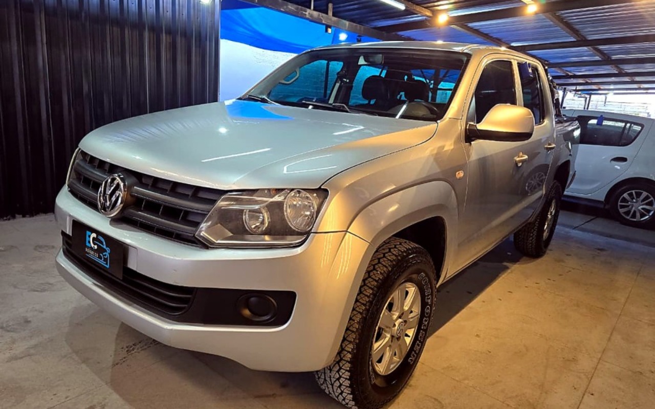 Volkswagen Amarok 2013 Prata — foto 1 de 3